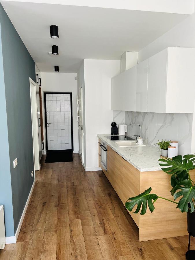 The Right Coast Apartment With Free Private Parking 리가 외부 사진