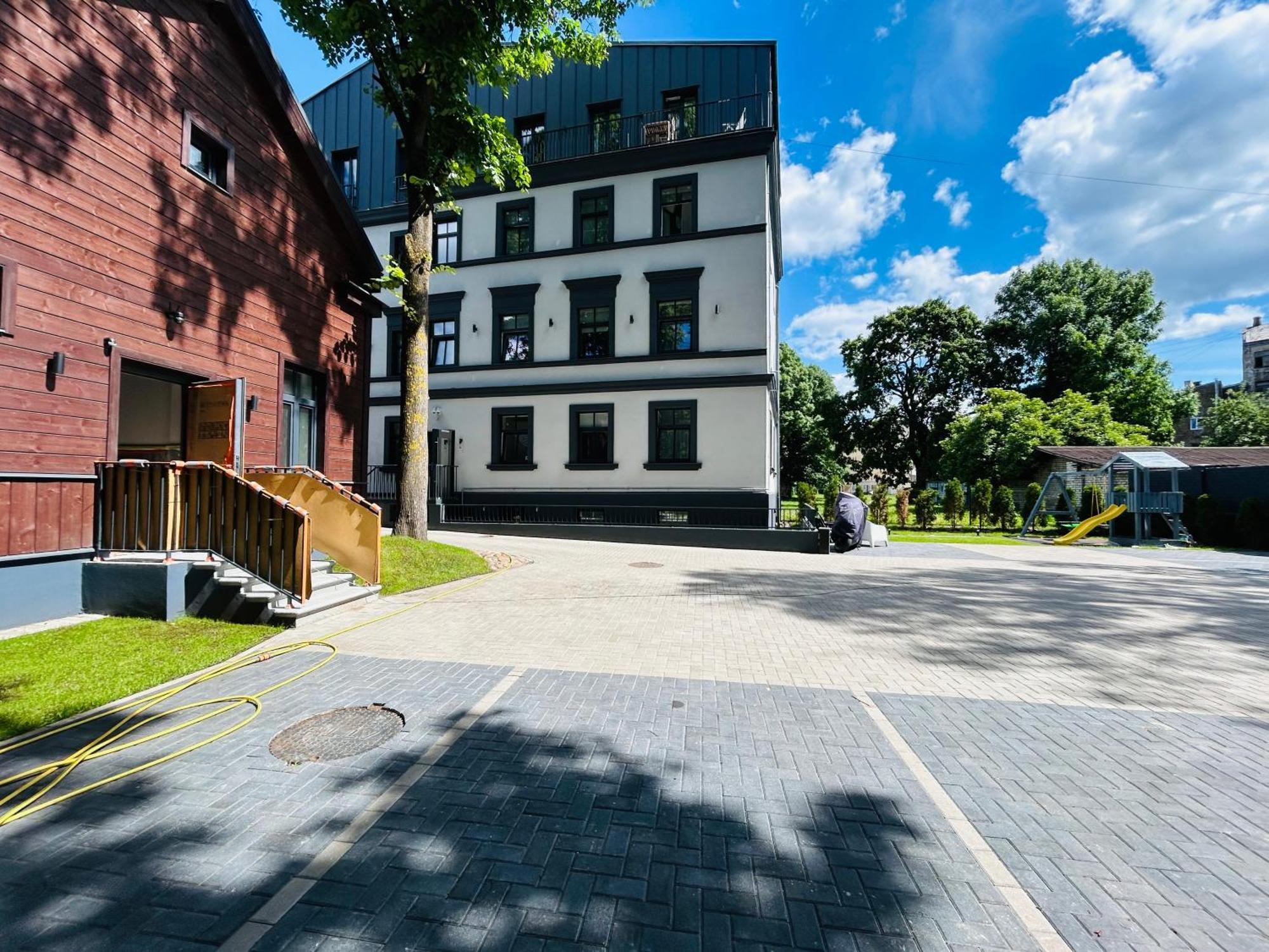 The Right Coast Apartment With Free Private Parking 리가 외부 사진